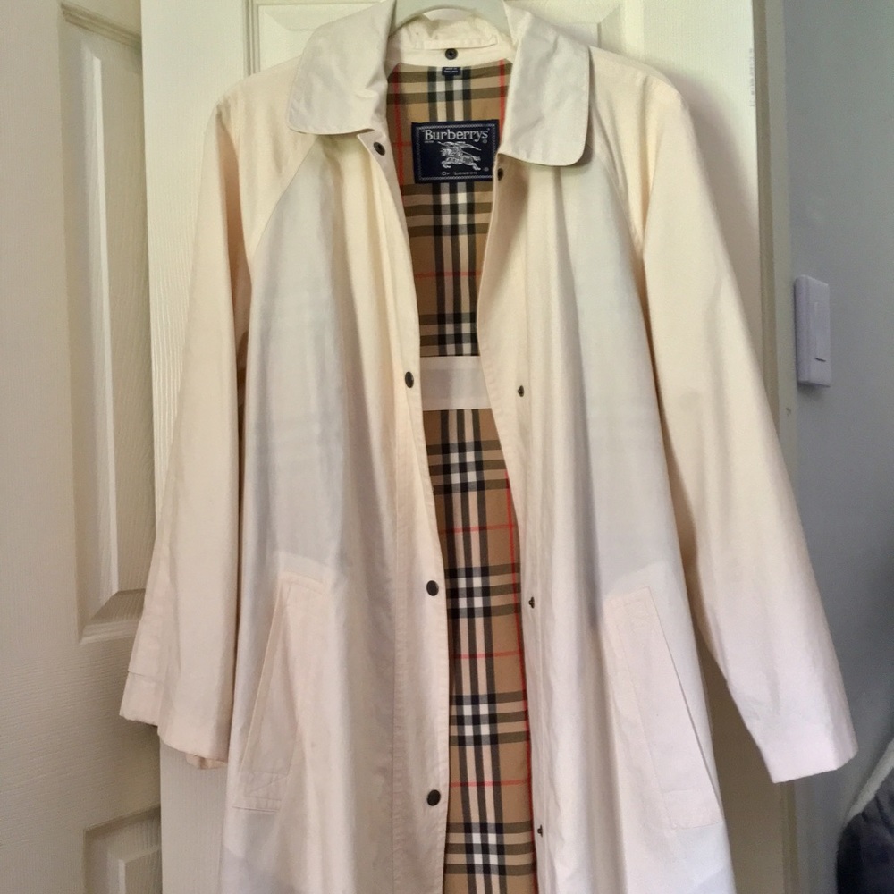 Burberry vintage lightweight raincoat